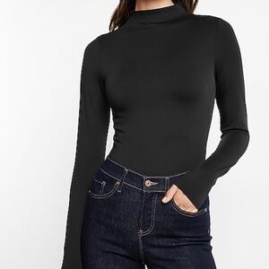 Body contour high compression mock neck, long sleeve tee